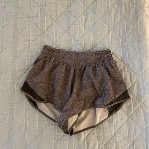 Lululemon hotty hots